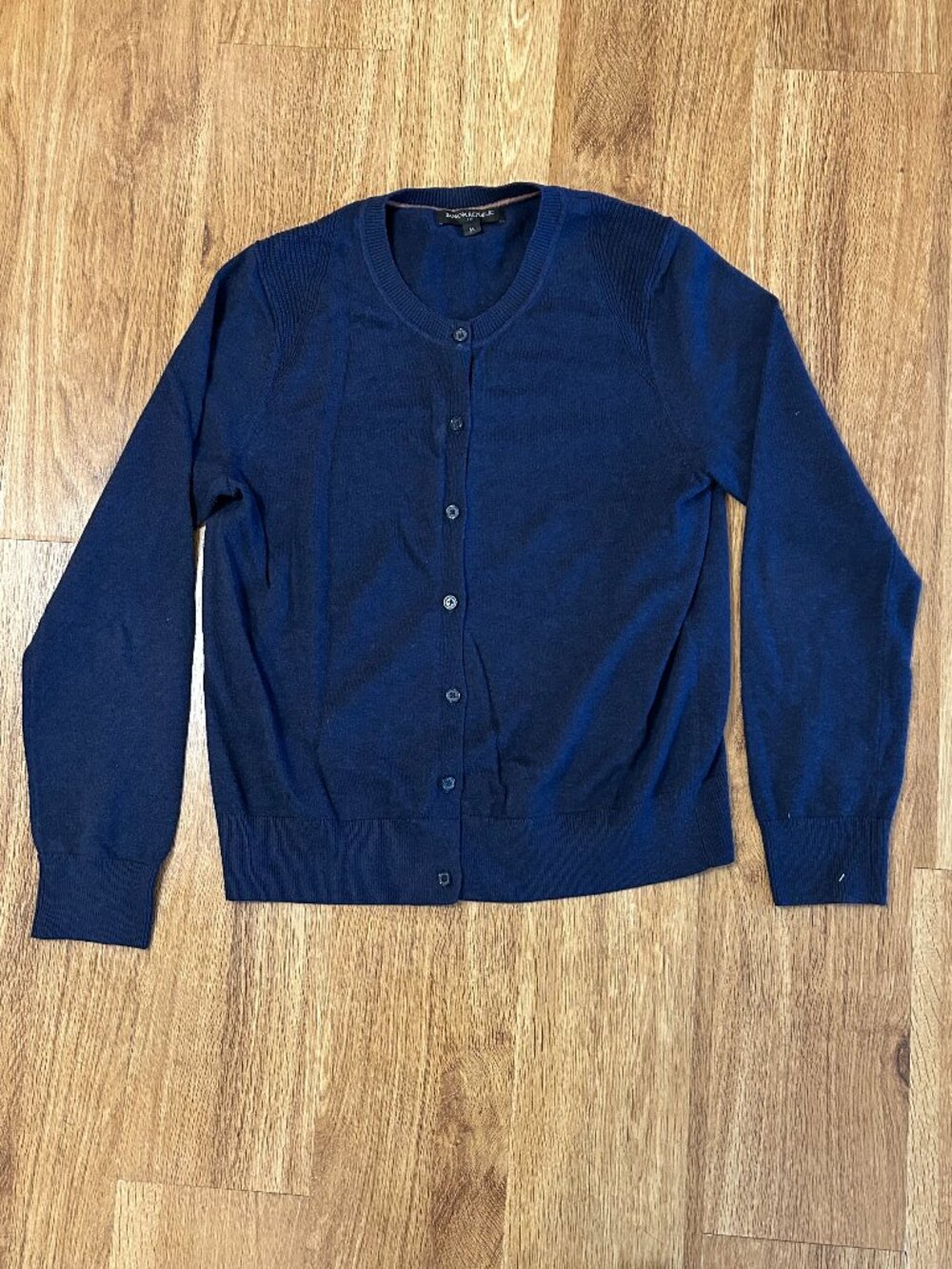 Banana Republic Forever women's crew-neck cardigan